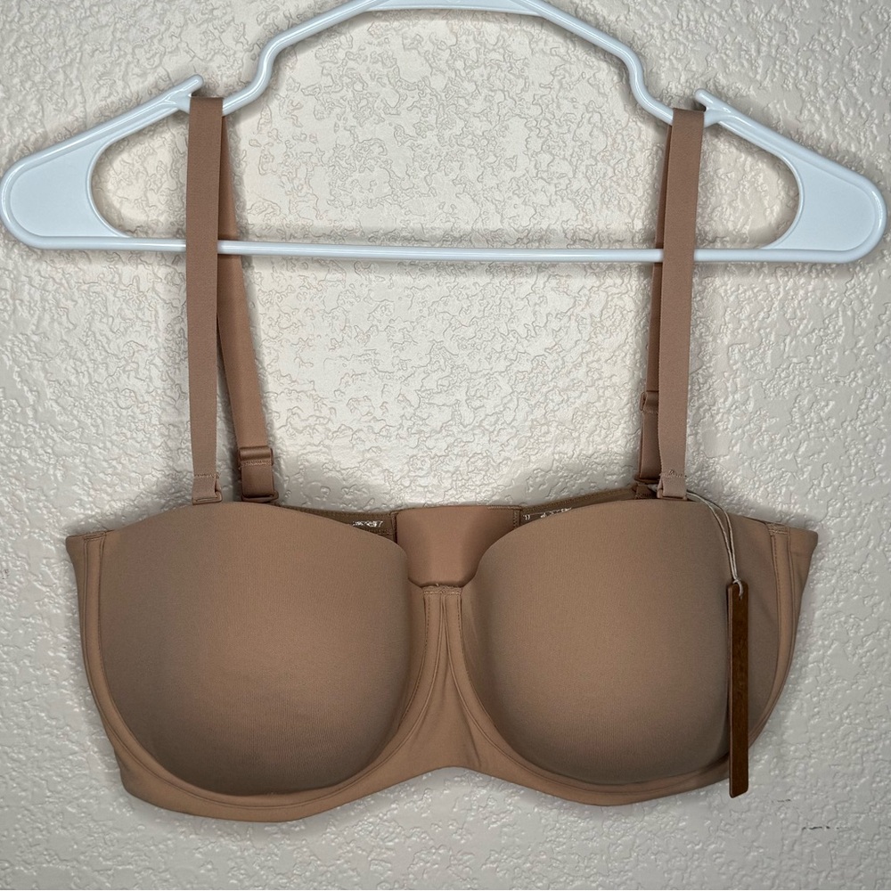 Skims Fits Everybody Strapless Bra